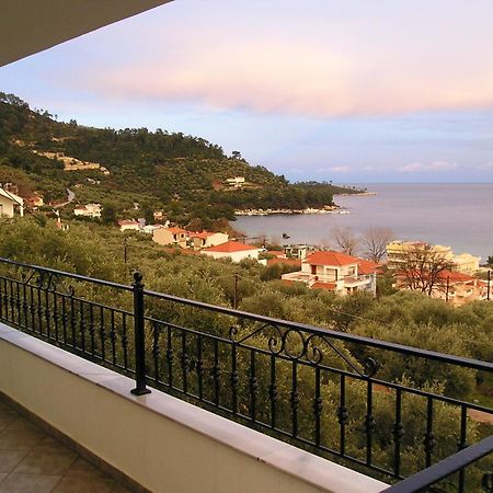 Golden Beach Inn Chrysi Ammoudia ภายนอก รูปภาพ
