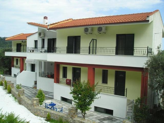 Golden Beach Inn Chrysi Ammoudia ภายนอก รูปภาพ